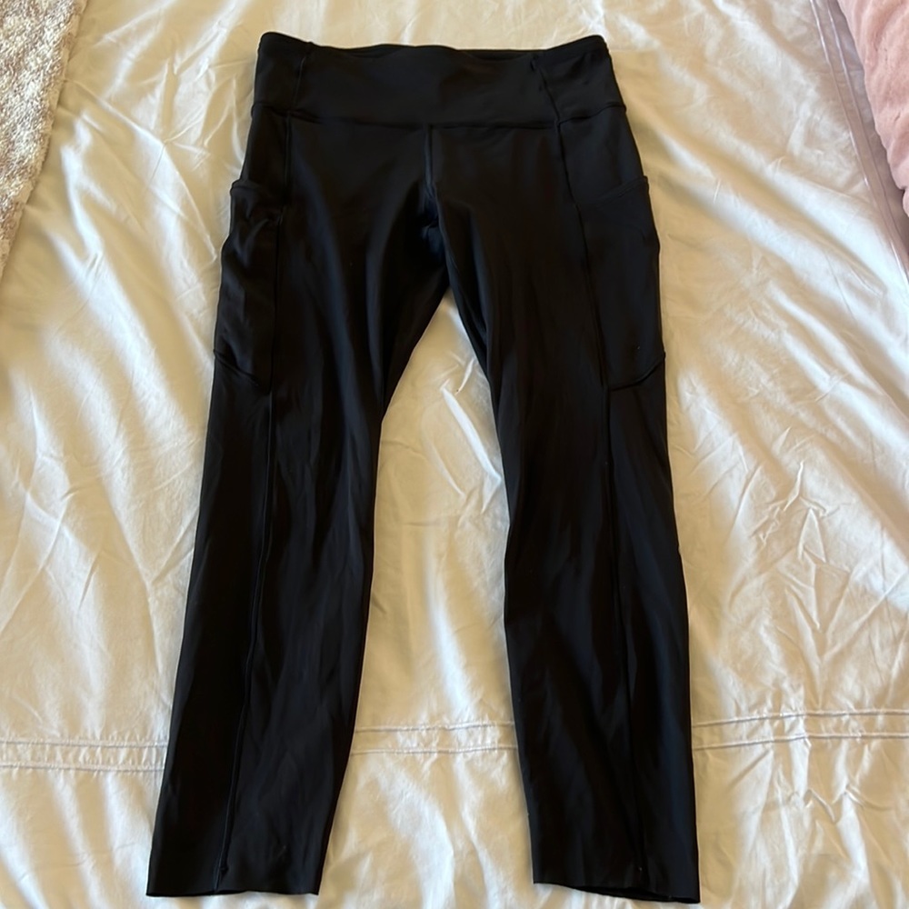 ONLY WORN ONCE lululemon fast and free 25 inch